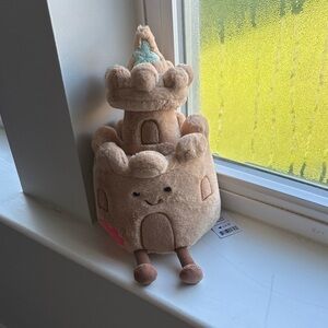 Jellycat jelly cat Sandcastle Plush amuseable NWT